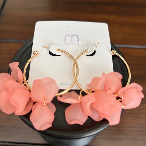Melody Flower Petal Hoop Earrings - Picture 1 of 4
